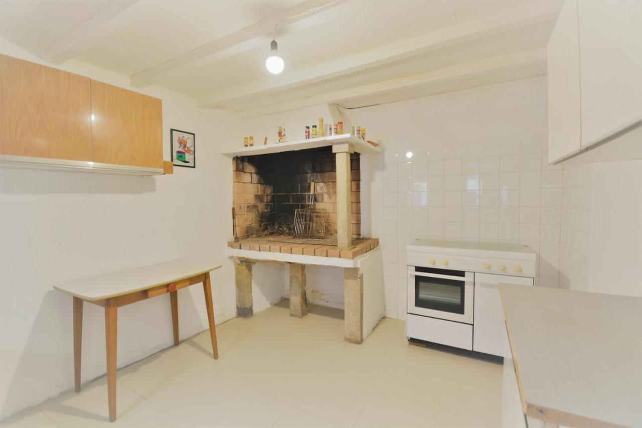 פונטה-ודרה Casa Con Jardin En Vilanova De Arousa מראה חיצוני תמונה