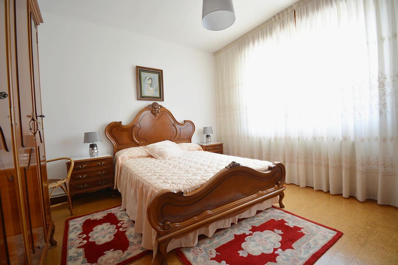 פונטה-ודרה Casa Con Jardin En Vilanova De Arousa מראה חיצוני תמונה