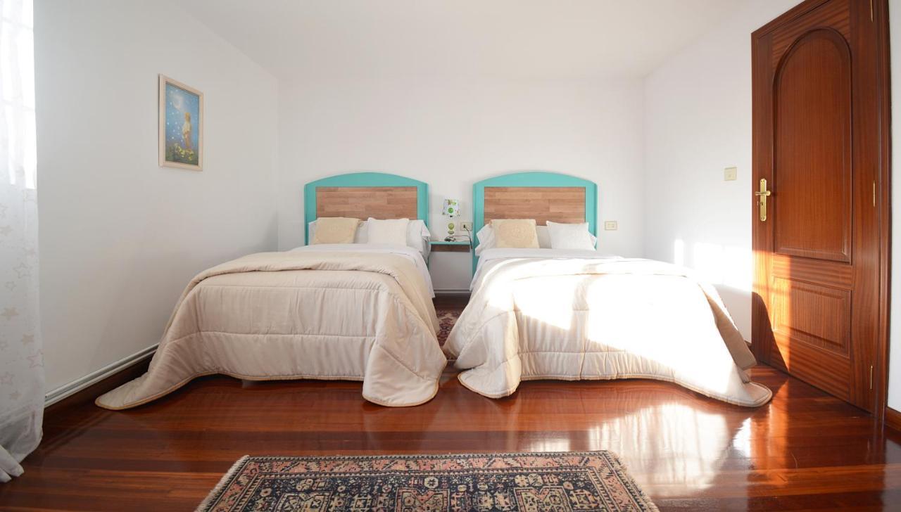 פונטה-ודרה Casa Con Jardin En Vilanova De Arousa מראה חיצוני תמונה