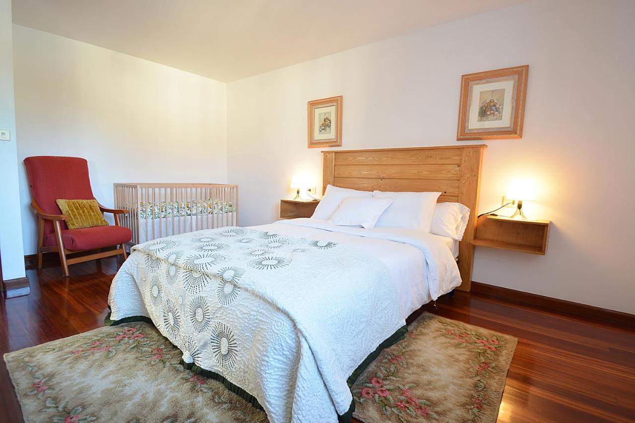 פונטה-ודרה Casa Con Jardin En Vilanova De Arousa מראה חיצוני תמונה